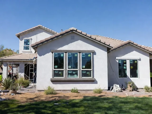 Post-Construction Window Cleaning in New Gilbert Developments: The Key to Move-In Ready Homes